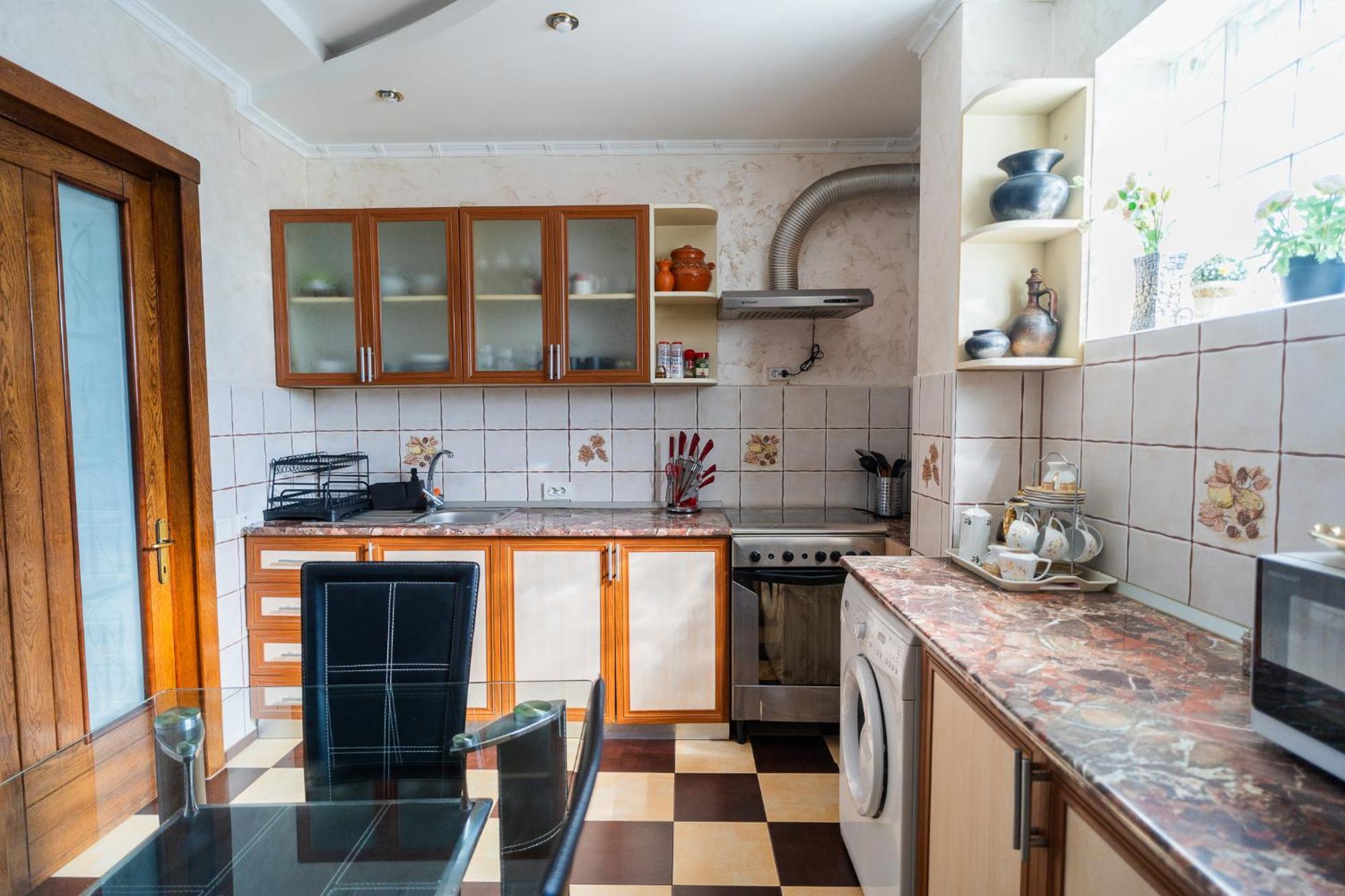 Luxurious Villa With Lush Garden And Huge Terrace Near Herastrau Park Бухарест Экстерьер фото